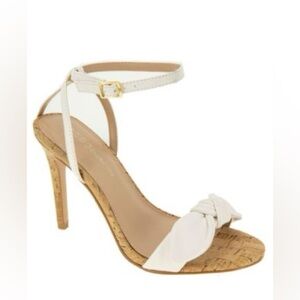 BCBGENERATION Jamina Bow Sandal In Cloud Dancer Leather/cork